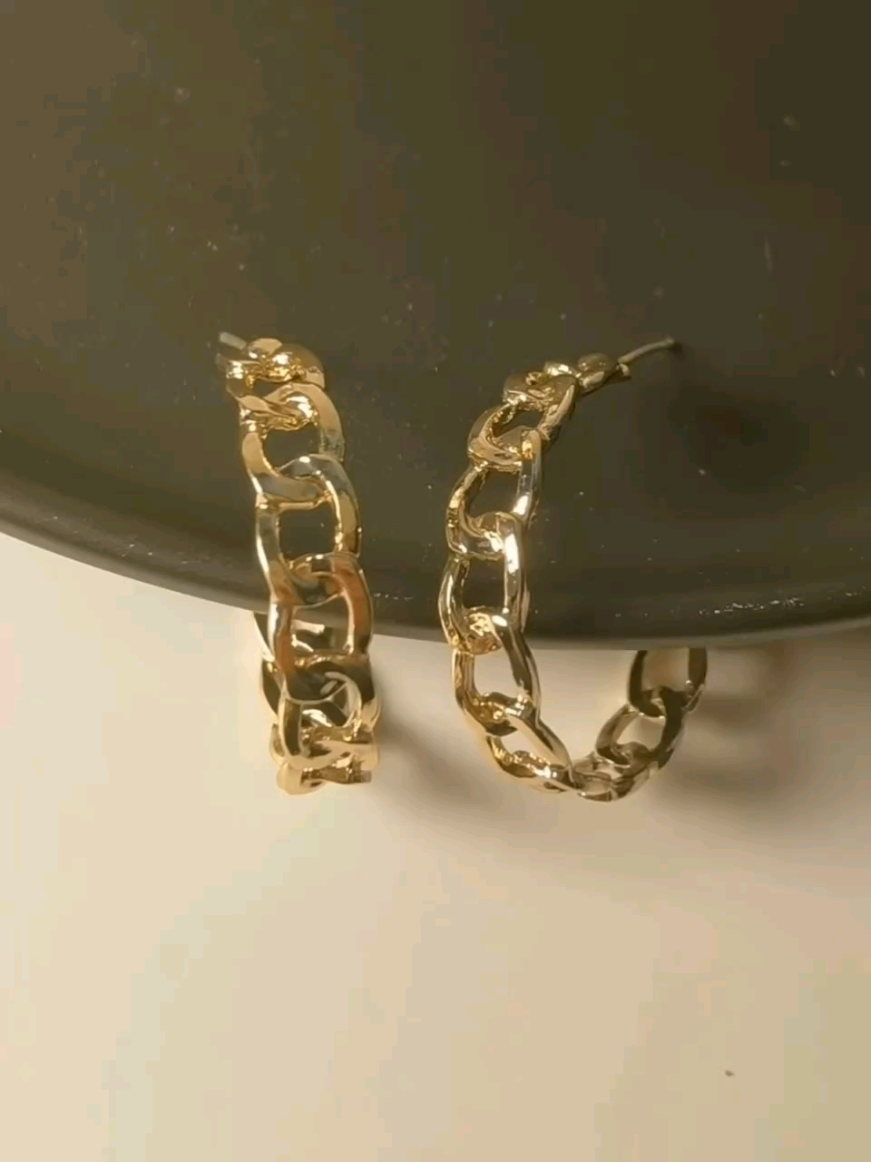 半圆链条耳夹设计背后的佩戴舒适原理