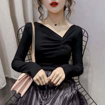 South Koreas autumn 2020 new foreign air small sexy folding V collar long sleeve t-shirt woman tight with undershirt blouse