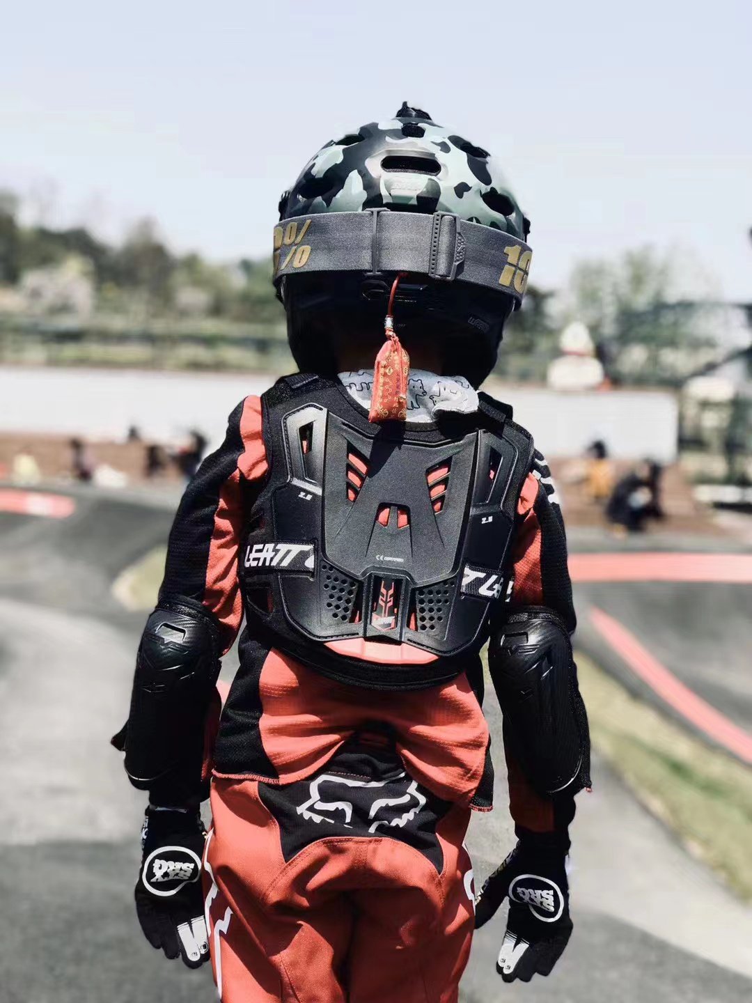 South African LEATT Children's wheeler kneecap armguard fuse even body protective gear fox child armor BMX breast protection