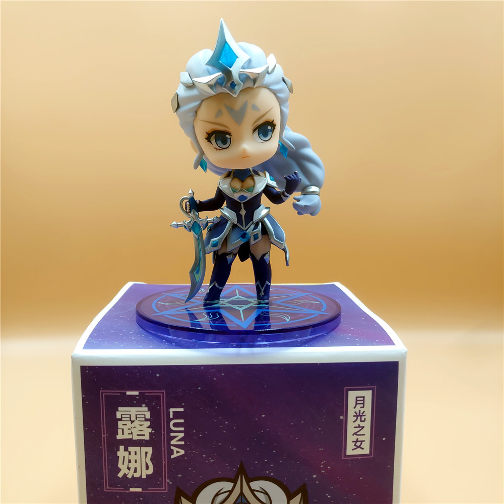 Wang's Glory Moonlight's Female Luna Model Q version of the model sent to the official perimeter of the show