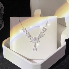 Серебряное ожерелье