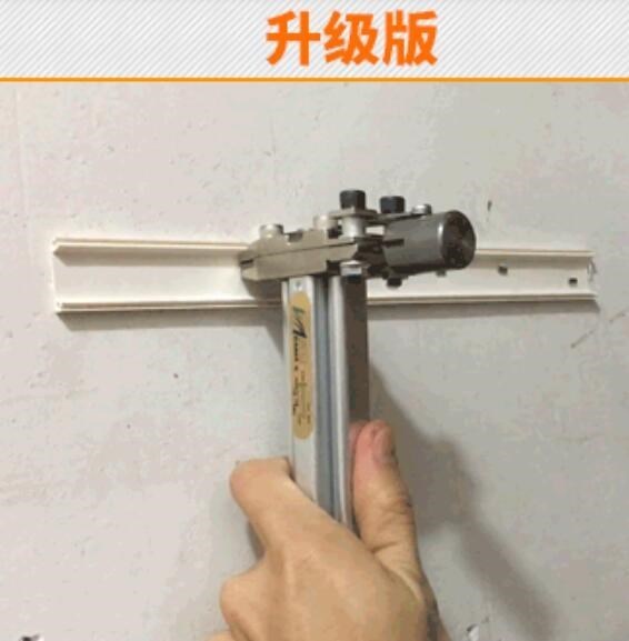 Woodworking cement wall nailing wire slot nailing device Grab nail gun Door nail gun Door panel tool Cable wall cement