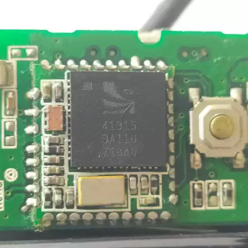 Гарнитура Bluetooth случайным образом отправлена ​​батарея DIY Цель не покрывать хорошую или плохую