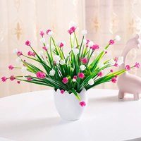 Полный небесного румянца Милана и белого