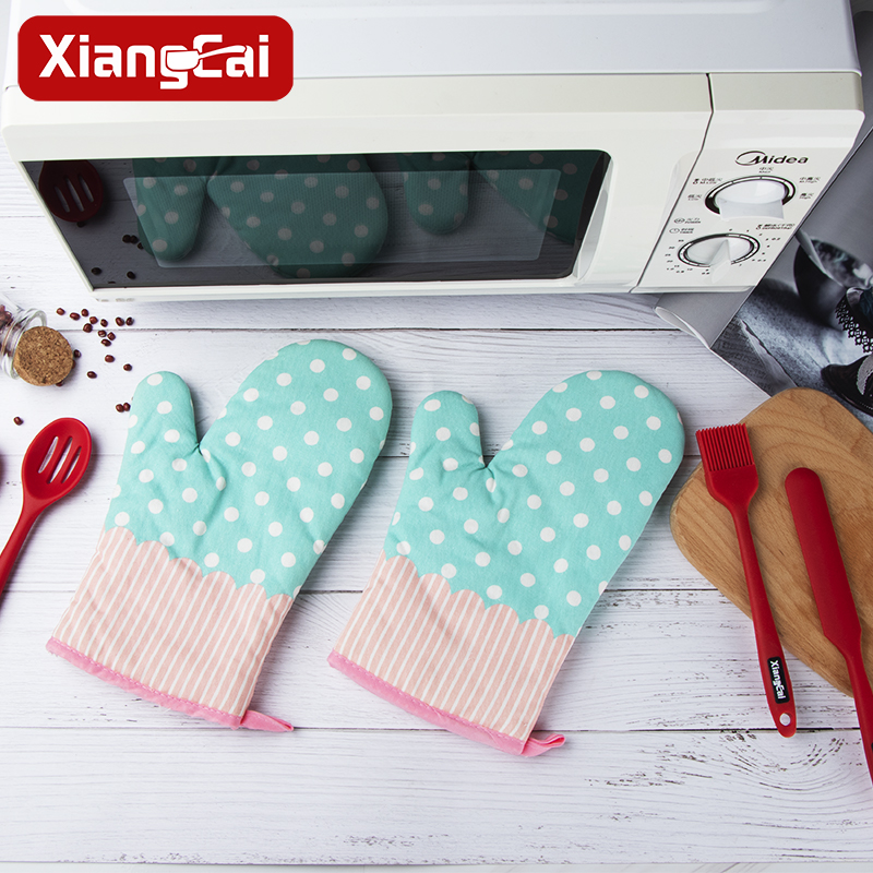 Fragrant color anti-scalding gloves Kitchen artifact thickened high temperature household gloves Baking microwave oven oven special insulation