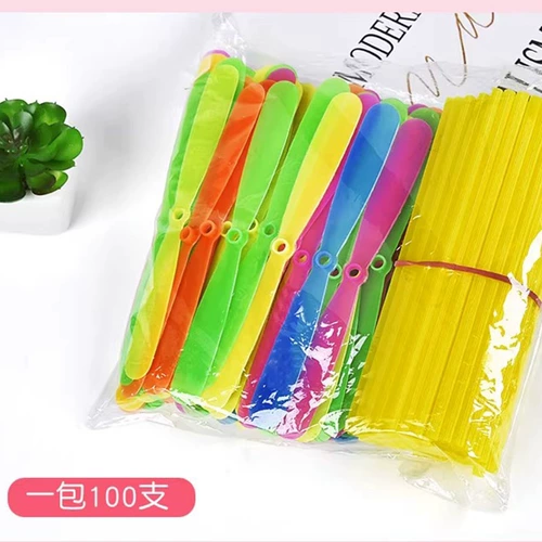 Игрушка, дорожный самолет, сказочное фрисби, стрекоза, ностальгия