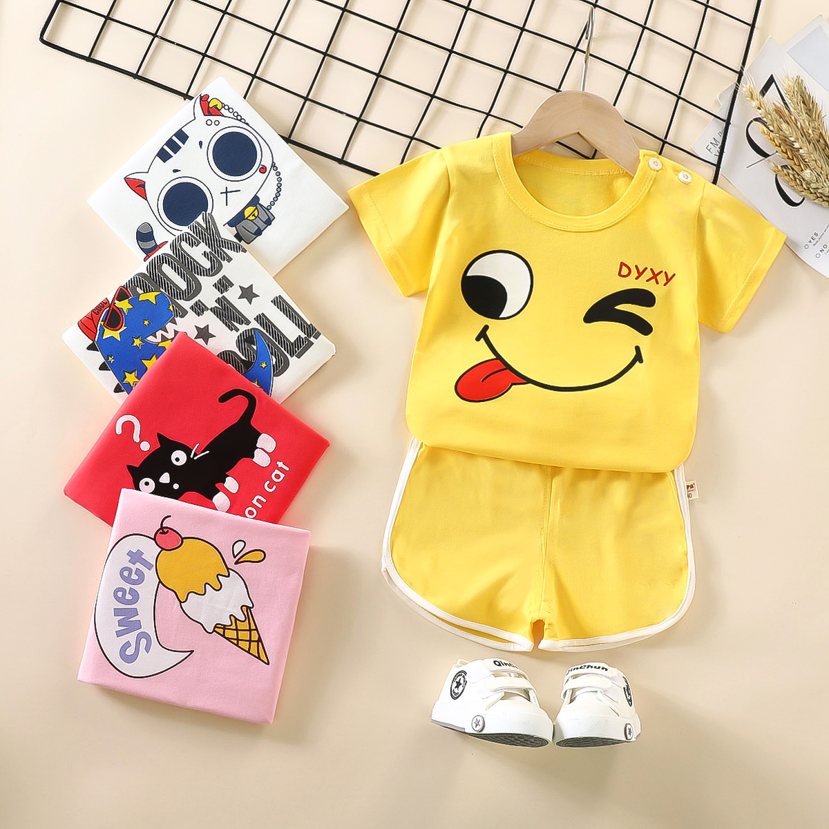 Summer baby cotton short-sleeved suit boys and girls cartoon short-sleeved T-shirt summer shorts 0-1-2-3-4