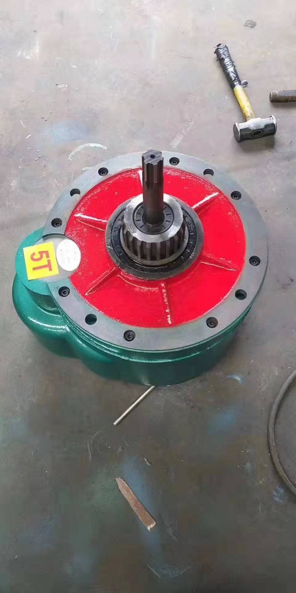 Wire rope electric crane reducer