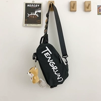 Черная подвеска, значок