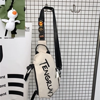 Белая подвеска, значок