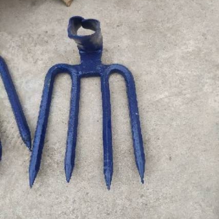 Railway four-tooth rake road slag special steel rake track construction road rake railway tool railway equipment spot