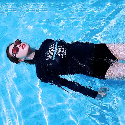 Korean diving suit long sleeve two-piece sunscreen swimsuit female surfing sports two-piece jellyfish dress thin snorkeling clothes ins