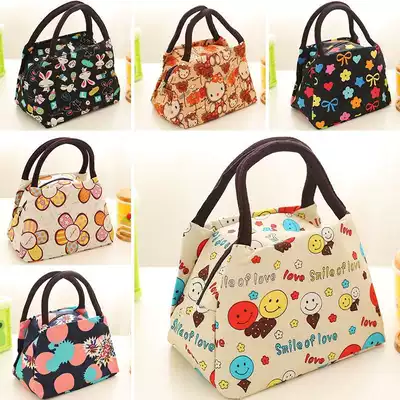 The tote bag with the lunch box is portable and convenient.