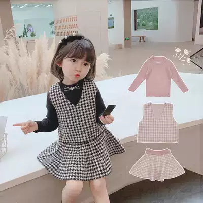Korean fashion knitted girl Plaid set 2021 new female baby Foreign pie base shirt vest three-piece autumn