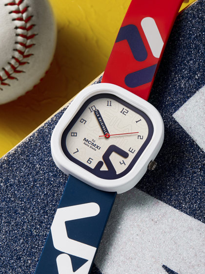 FILA斐乐手表女学生初高中考试高颜值运动腕表男款情人节礼物6550