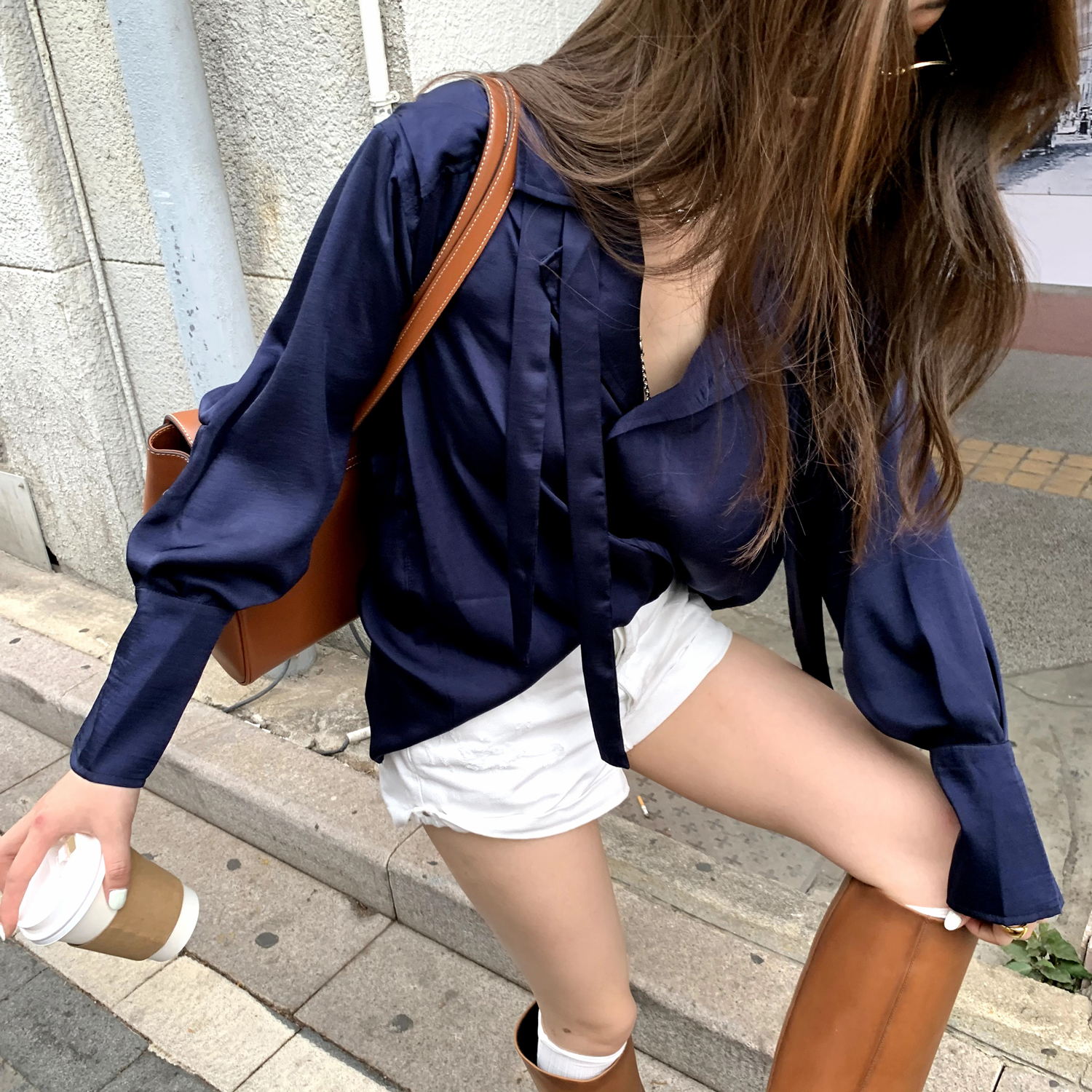 FFU Shirt Woman Spring Style New Fashion Foreign Design Sense style floating with satin lady V collar shirt QZ
