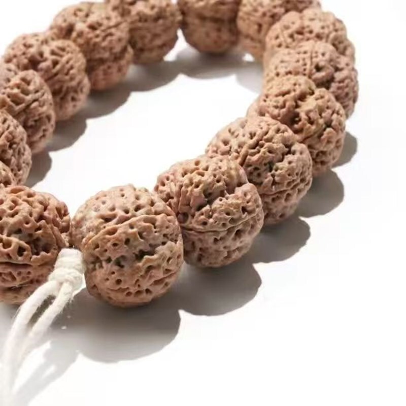 【Liangwang】Bodhi Seed Bracelets from the Liangwang Region with Large Plum Blossom Patterns, Red Oil Skin, and Perfect Symmetry, Satisfying for Those with Obsessive-Compulsive Disorder 【Liangwang】Bodhi Seed Bracelets from the Liangwang Region with Large Plum Blossom Patterns, Red Oil Skin, and Perfect Symmetry, Satisfying for Those with Obsessive-Compulsive Disorder