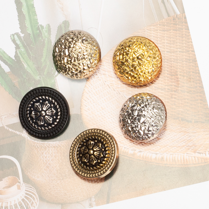 Jacket with Golden Metal Retro Three-Dimensional Silver Mushroom Circular Embossing, Simple Black Circular Korean-Style Buttons Jacket with Golden Metal Retro Three-Dimensional Silver Mushroom Circular Embossing, Simple Black Circular Korean-Style Buttons