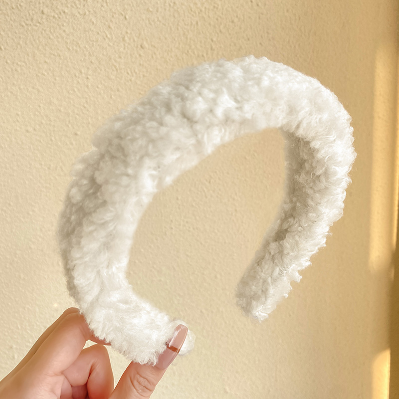 images 0:High-level lamb hair hoop shampoo face-washed head hoop high skull head anti-skid blade card new hair tie in 2022