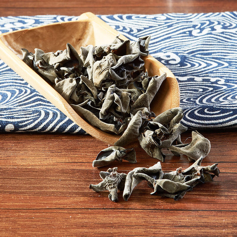 Natural Premium Black Fungus from Guanmu Wood, Autumn Fungus from Sichuan Buzhong Tongjiang, Dried Specialty Black Fungus Without Roots and Without Sulfur