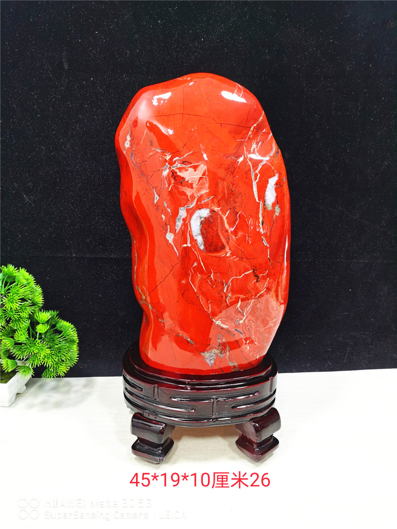 Fine stone South African red jasper chicken blood rough stone ornament living room entrance desk beckons fortune luck red stone