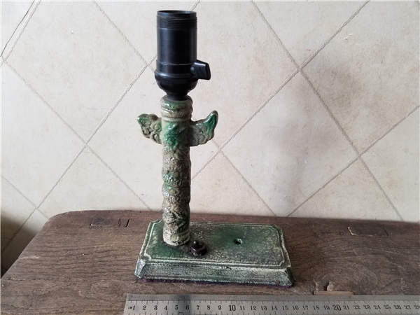 50s Old table lamp Hua Table cast iron