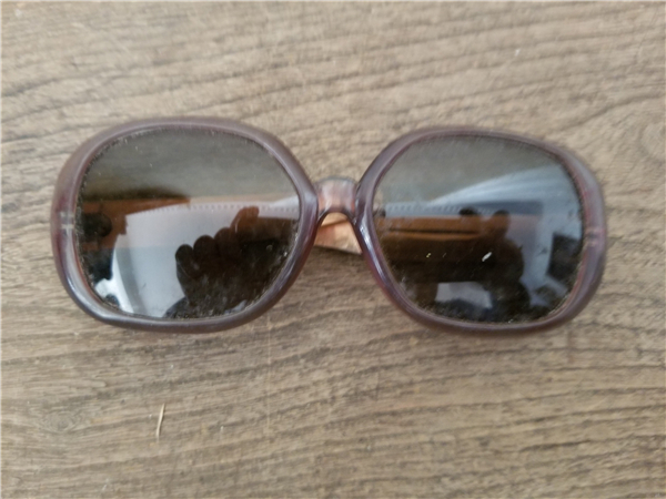Old glasses goggles sunglasses 2 33