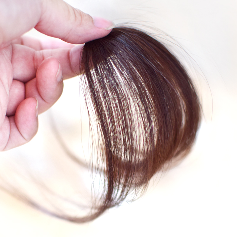 Tuft of hair черно белая картинка.