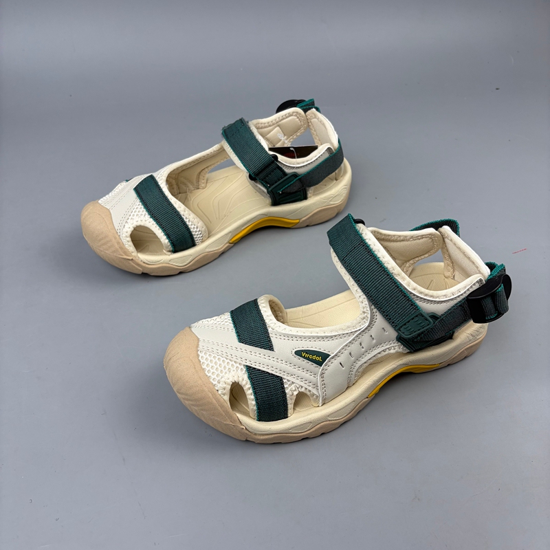 Baotou Anti-Collision Sandals~ Export Sandals with Arch Support, Outdoor Non-Slip, Wear-Resistant Beach Shoes, Lightweight Soft-Soled Sandals