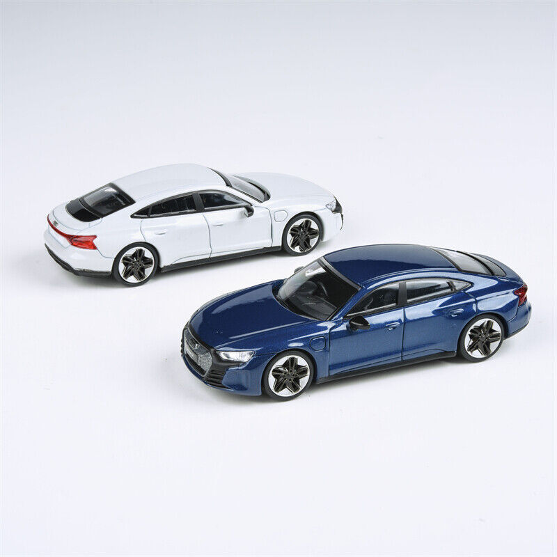 Para64 Alloy Car 1:64 Audi Rs E-Tron Gt Sports Car Model Toy Ornament