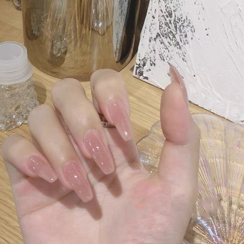 Wear A high level Sense oil painting Wear in the US A long version of the ultra-no-scarred nail applique with a medecal patch ice-through-color method