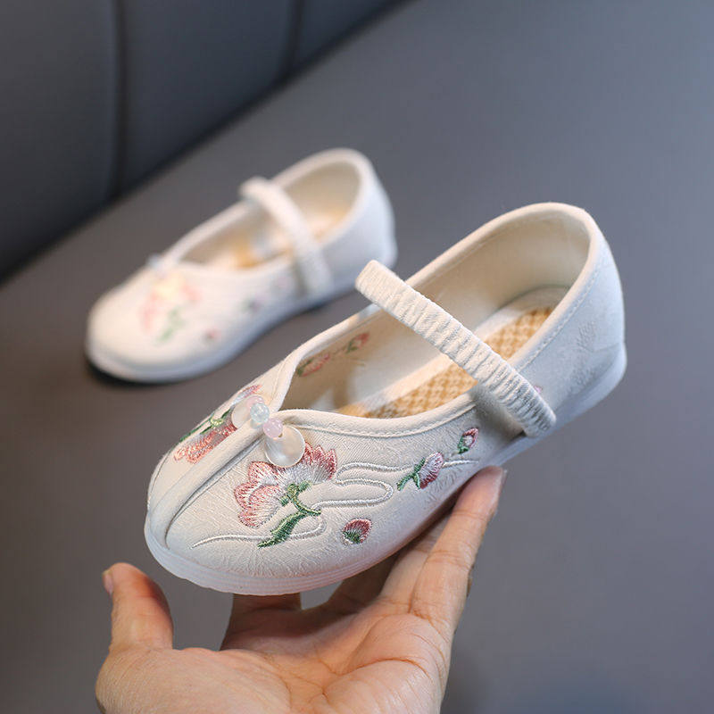 Han clothing children shoes embroidery shoes children pure hand-made cloth shoes national style paleo students small white shoes