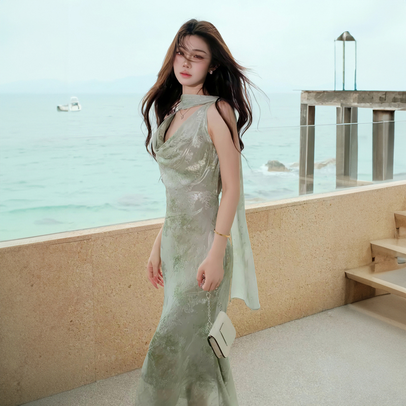 2026 Spring/Summer New Chinese Style Gentle Wind Long Dress for Women, Slimming Waist, Ribbon Draped Collar, Strap Long Dress 2026 Spring/Summer New Chinese Style Gentle Wind Long Dress for Women, Slimming Waist, Ribbon Draped Collar, Strap Long Dress