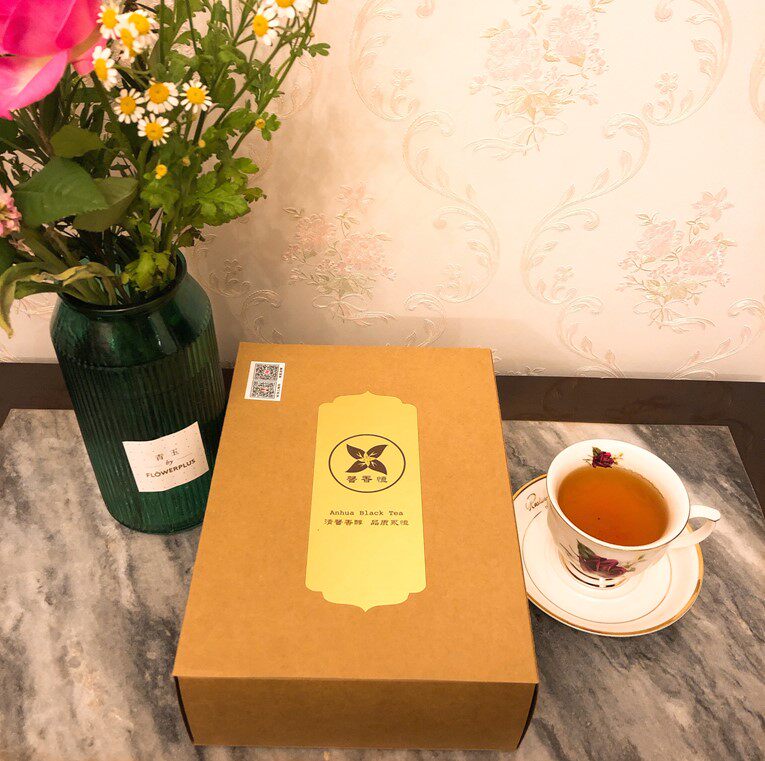 2017 Jane fitting 900g Xinxiang Heng Anhua Black Tea Tea Tea Brick Tea Natural Raw Cultivation Rich in Golden Flower
