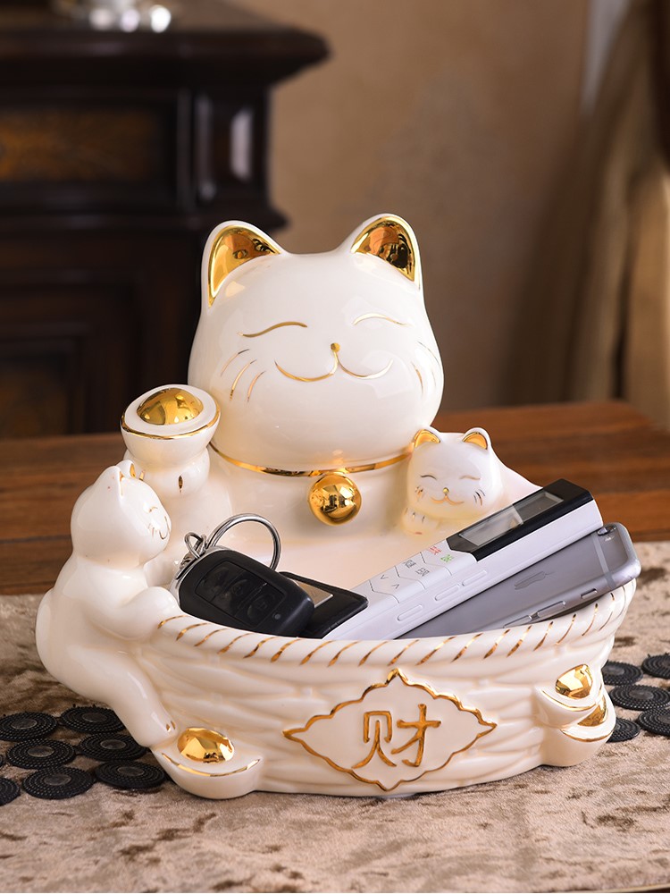 Key collection box opener door door household simple atmospheric disk creative European style of pottery ceramic parts