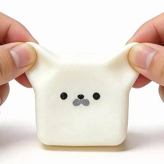 Cross-border cute seal dumpling pinch white square tofu ball soft and waxy feel adult decompression ball office toy