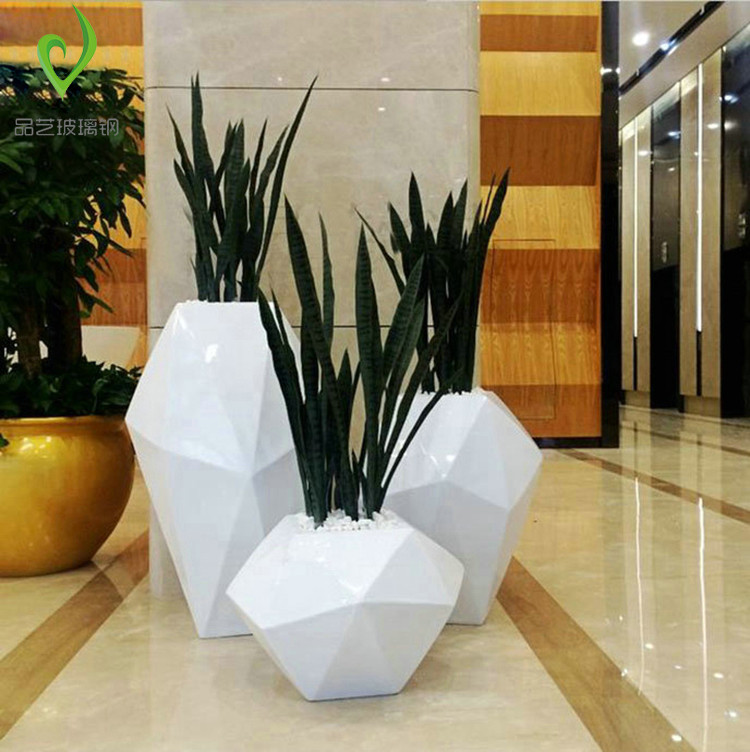 European-style shaped floor-faced flower-steel combined flower cylinder hotel corridor decoration