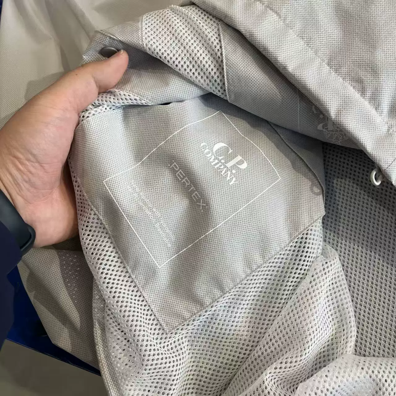 Cp company same style for men and women, multi-color selection, pretex fabric jacket, non-returnable
