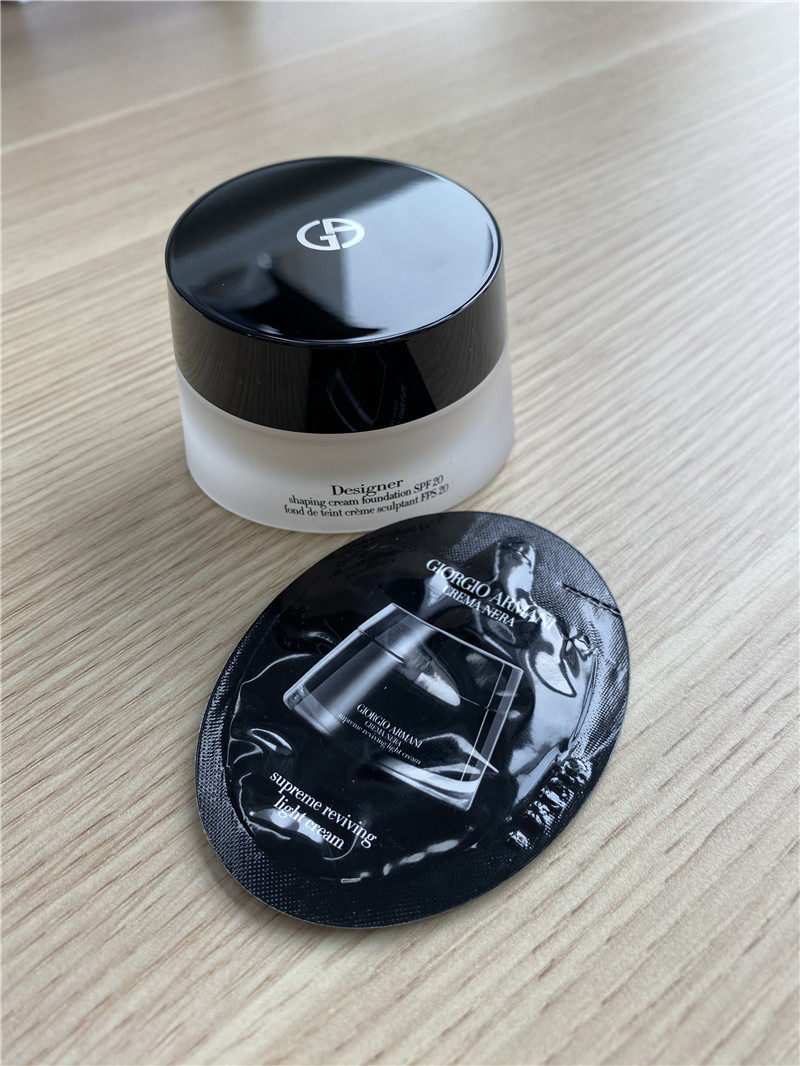 7 Number of test houses Yamani styling Master Pink Cream Designer Powder Bottom Cream Flawless not easy to get off the makeup Trial Package