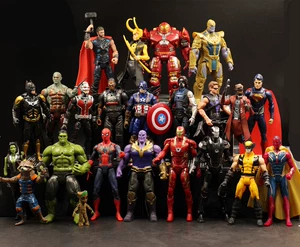 Bộ đồ Avengers Người Sắt Người Nhện Batman Captain America đồ chơi di động mô hình
