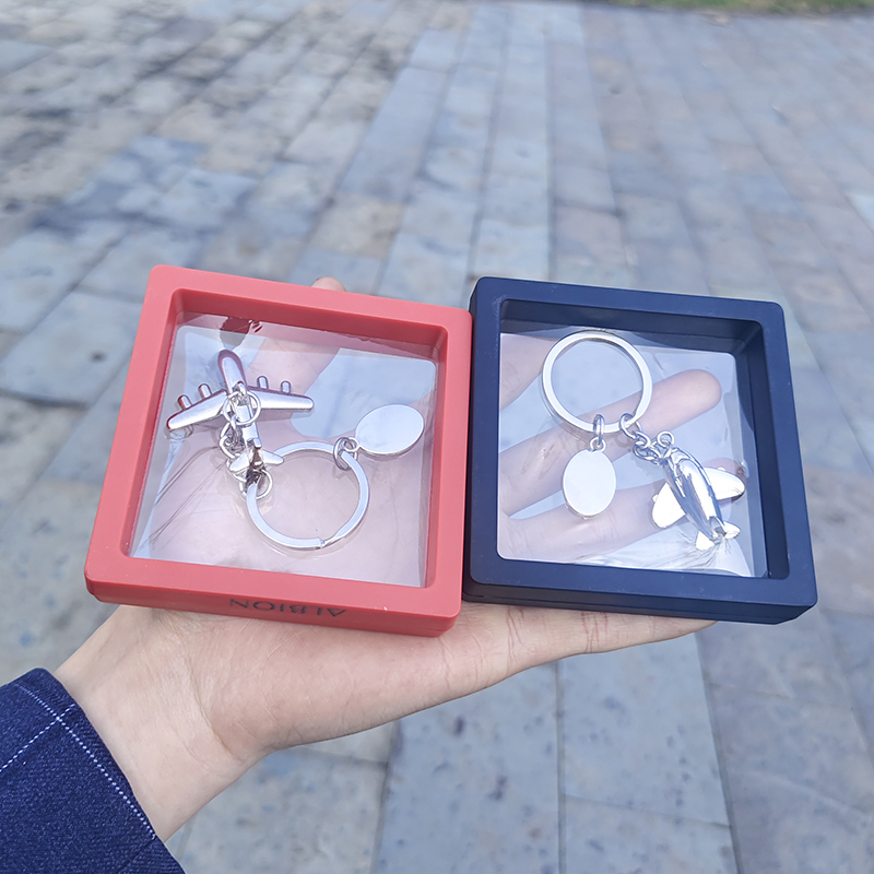 High-Quality Small Airplane Keychain, Space Shuttle Model Pendant, Fighter Jet Airline Gift, Can Be Laser-Engraved with Logo