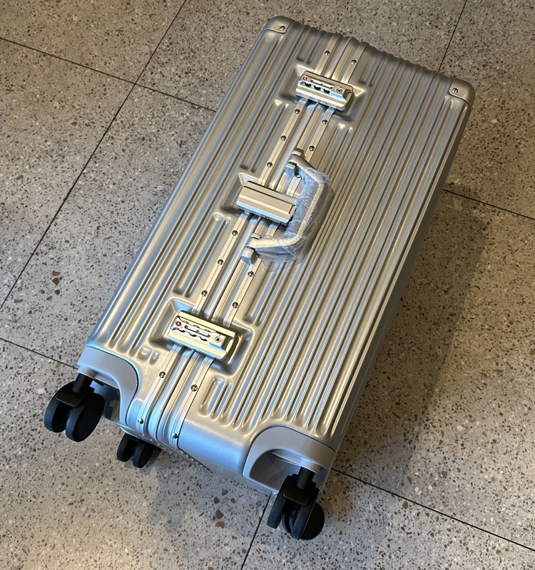  出口質感鋁框銀色拉杆箱大容量男女行李箱萬向輪28寸靜音旅行箱包 26寸Product Thumbnail