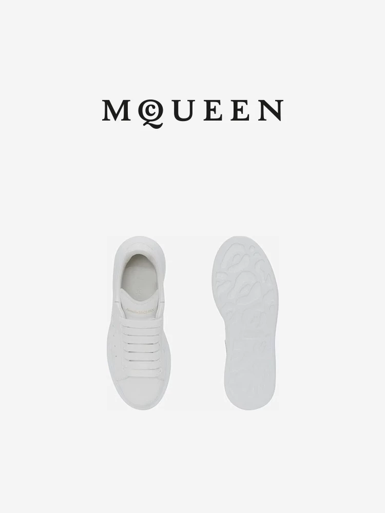 [Подарок] Мужские кроссовки MCQUEEN белые чистые классические с толстой подошвой, широкие спортивные белые обувь