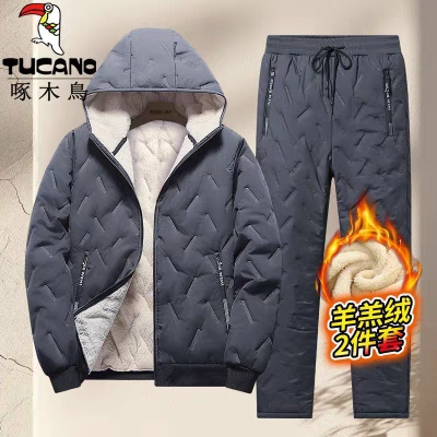 Woodpecker Winter Lamb Wool Jacket Set for Men and Women, Hooded Cotton Coat, Men's Fleece-Lined Plus-Size Cotton Jacket Set Woodpecker Winter Lamb Wool Jacket Set for Men and Women, Hooded Cotton Coat, Men's Fleece-Lined Plus-Size Cotton Jacket Set