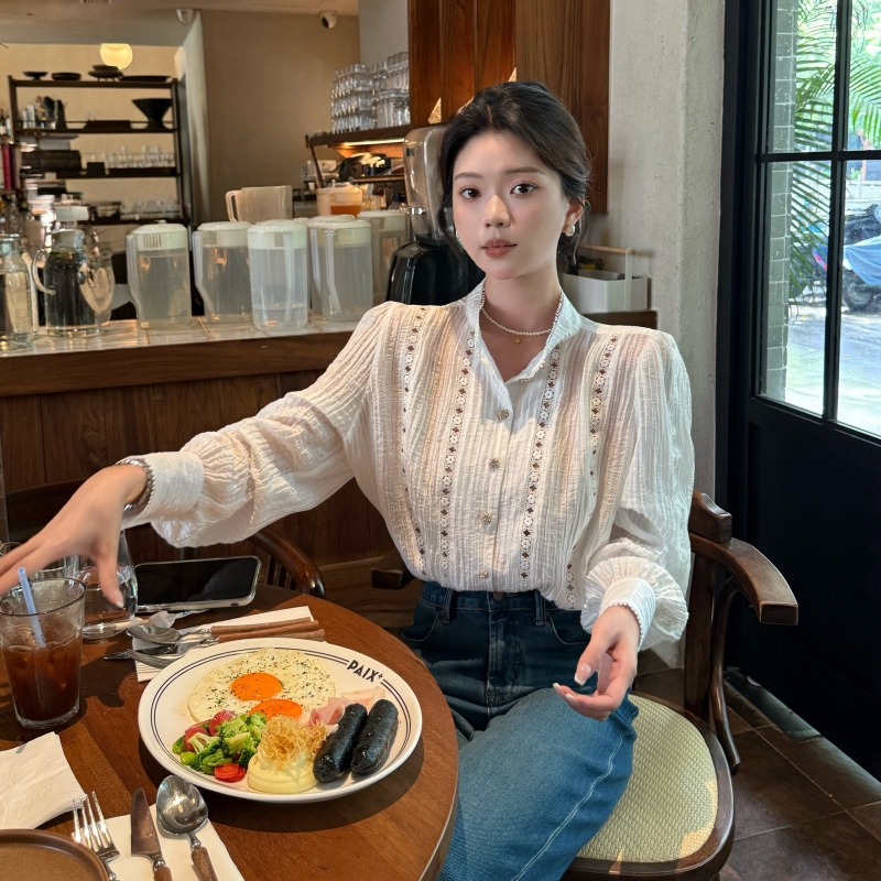 【Cloud Gauze Double Mirror】French Retro Hollow-Out White Shirt, Feminine and Elegant Long-Sleeve Niche Blouse Top