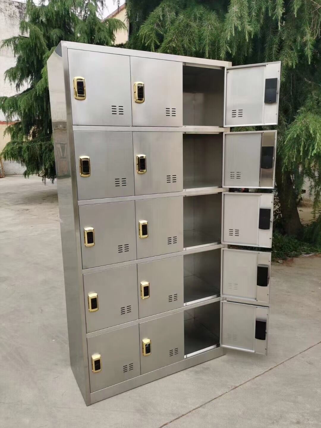 定做304不锈钢15门感应锁更衣柜健身房多门智能电子锁换衣收纳柜