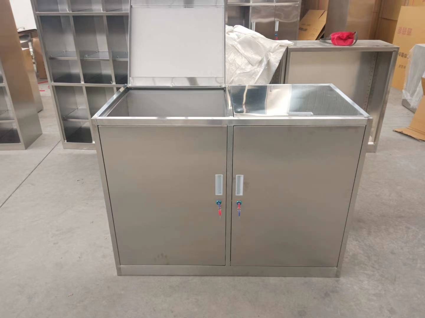 定制304不锈钢医用废品垃圾存放柜上翻盖2门分类污物柜医疗废物柜
