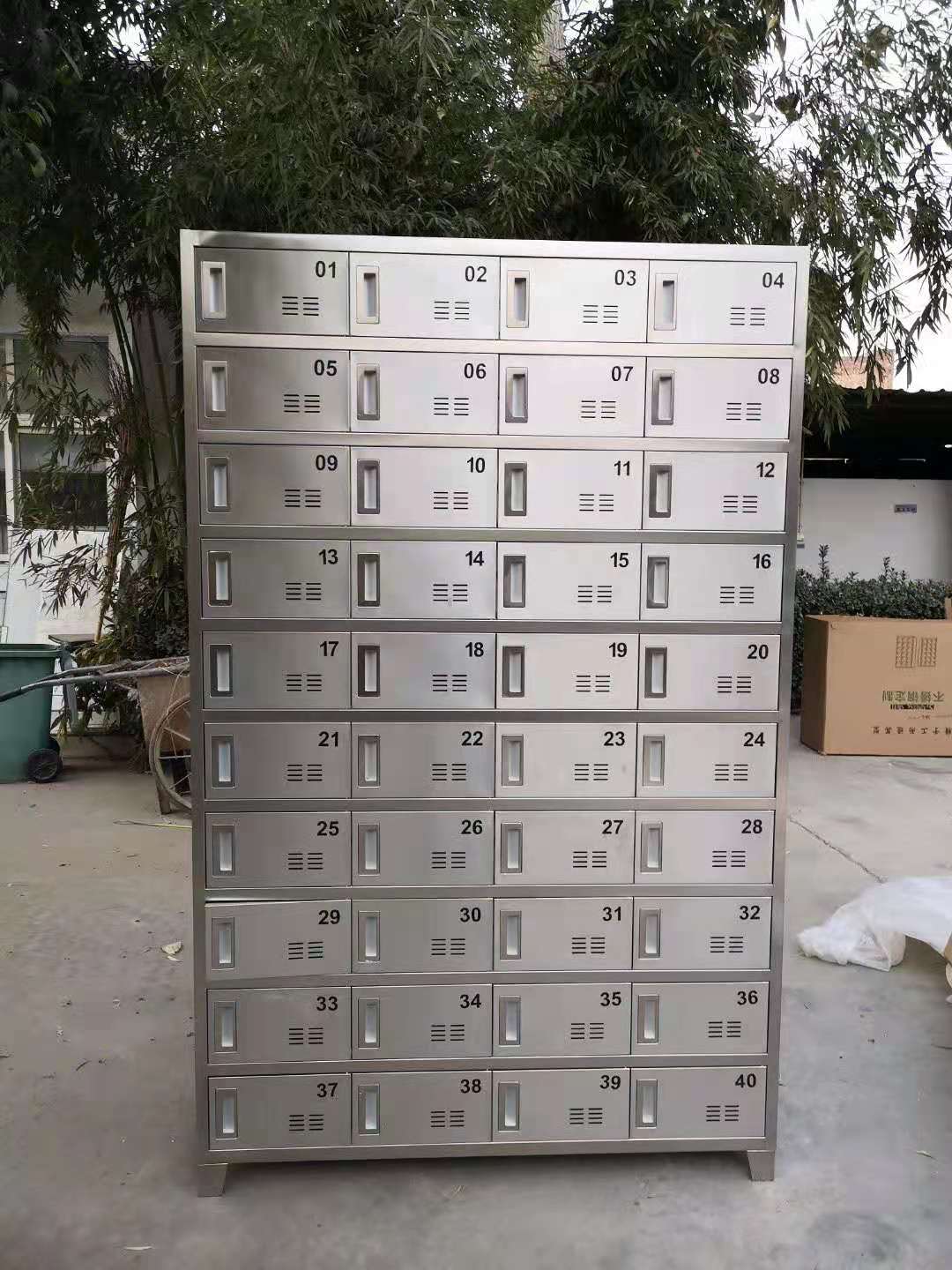 304不锈钢员工食堂无菌带锁碗柜学校工厂餐厅餐具多门储物柜定制