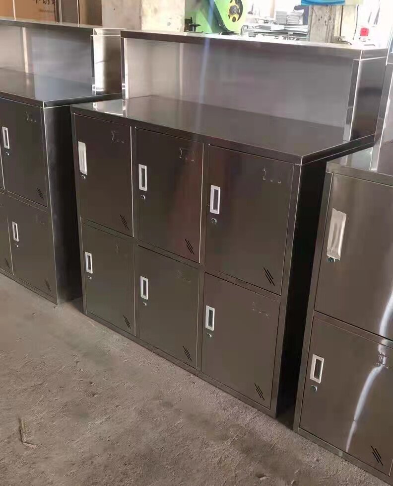 304不锈钢员工六门更衣柜矮柜带挡板多门储物柜带锁收纳柜子定制