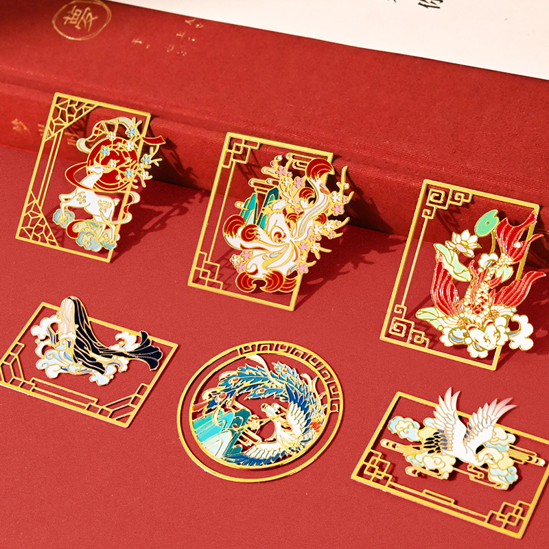Creative Bookmark Metal Hollowed-out Ancient Wind Pane Fine Brass Classical China Wind Net Red Cute Minimalist Student With Art Small Gift Giving People Souvenir Book Page Clip Graduation Gift Customizable
